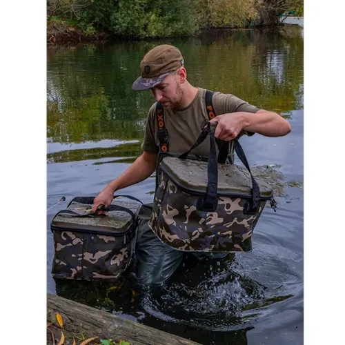 Fox Aquos Camo Bag 30 L