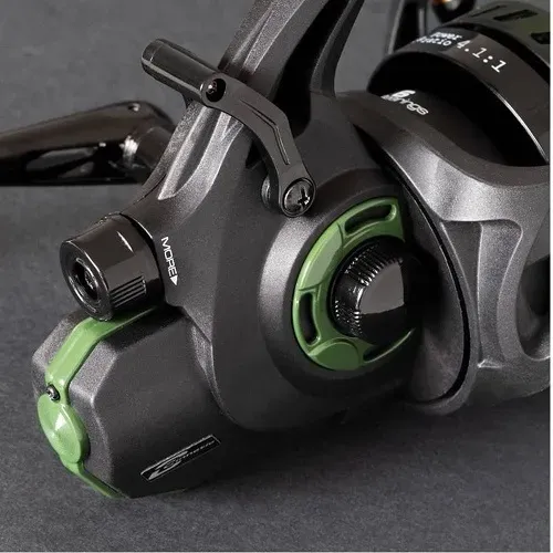 Cinnetic Carrete Armed Carp Runner 7000 CRBK