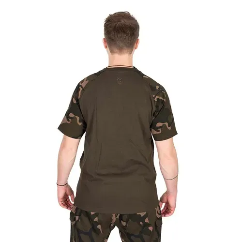 Fox  Khaki/Camo Outline Print T Shirt Size XL